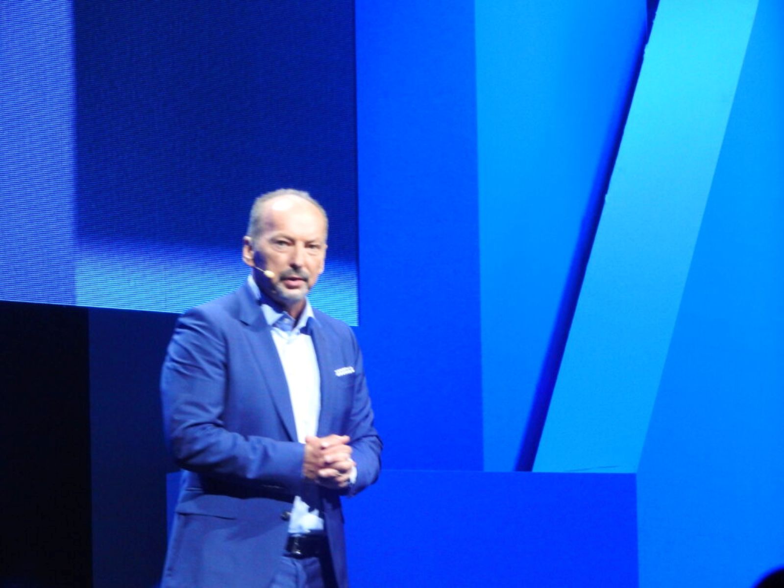Peter Moore reveals his advice for Asha Sharma.